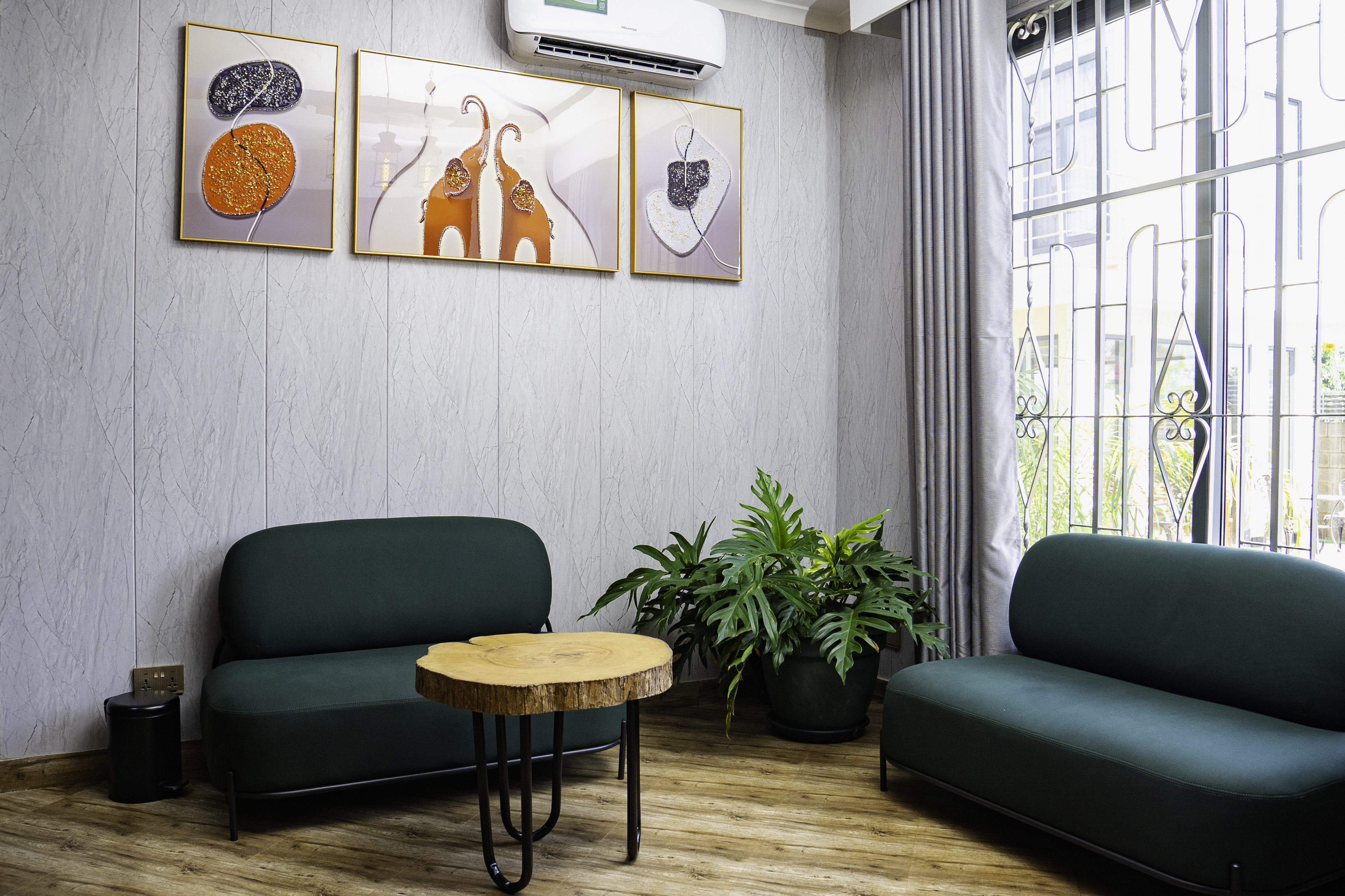 Primeland Hotel Reception